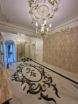 Satılır 4 otaqlı mənzil 172 m²
