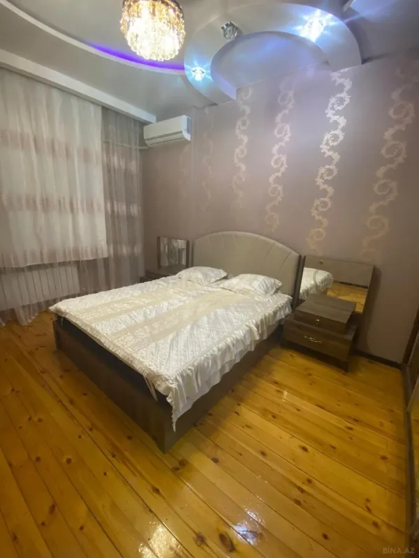 Kirayə verilir 2 otaqlı mənzil 75 m²