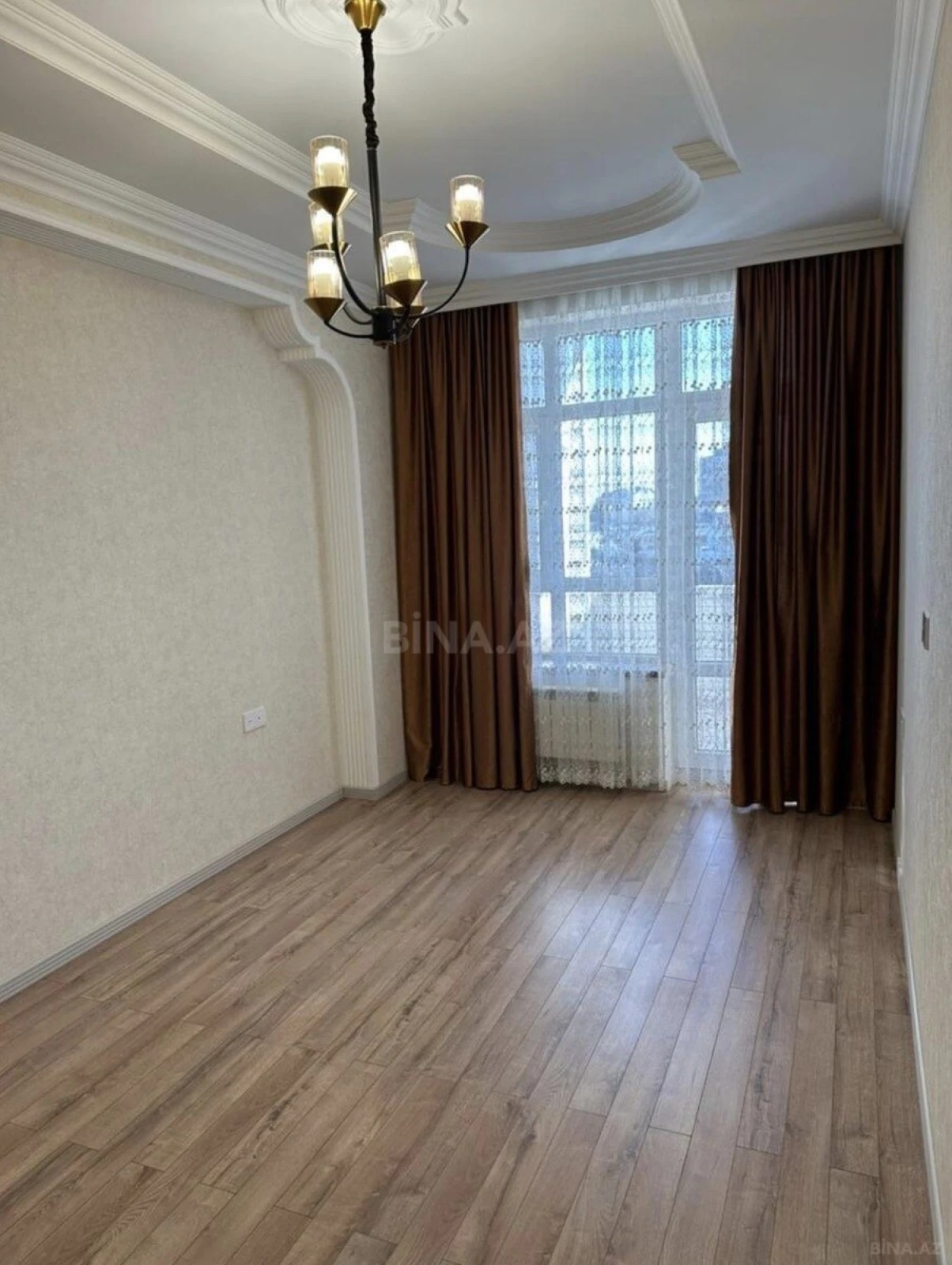 Satılır 3 otaqlı mənzil 86 m²