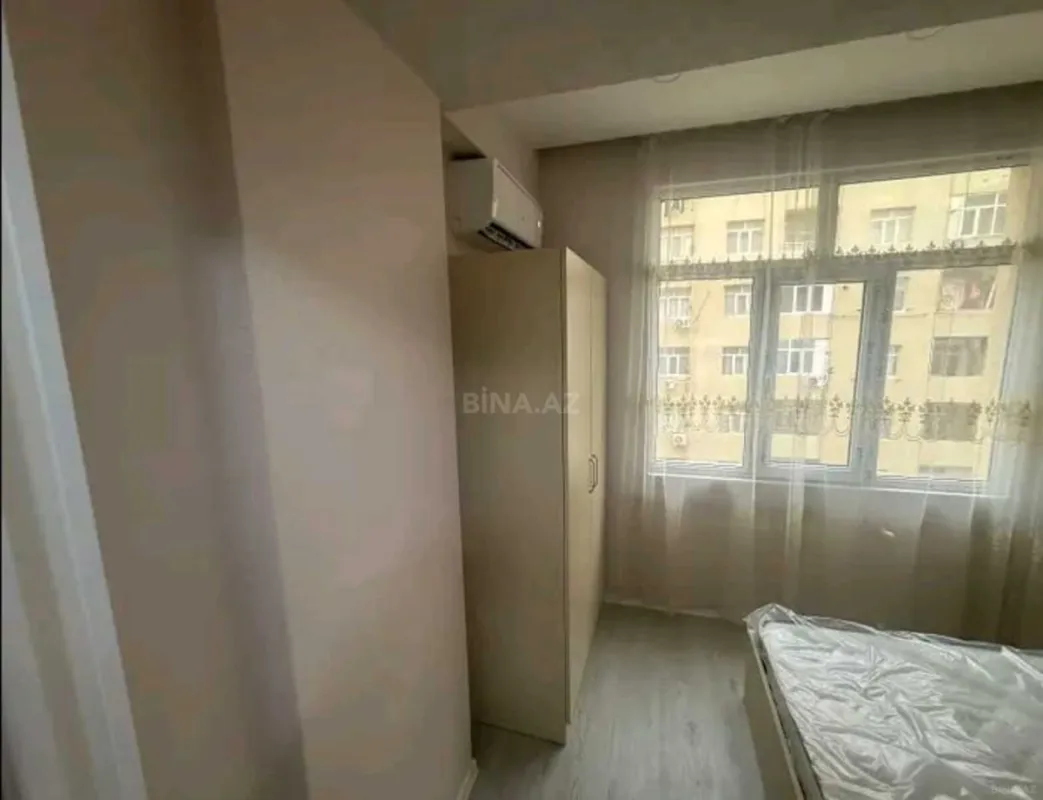 Kirayə verilir 2 otaqlı mənzil 70 m²