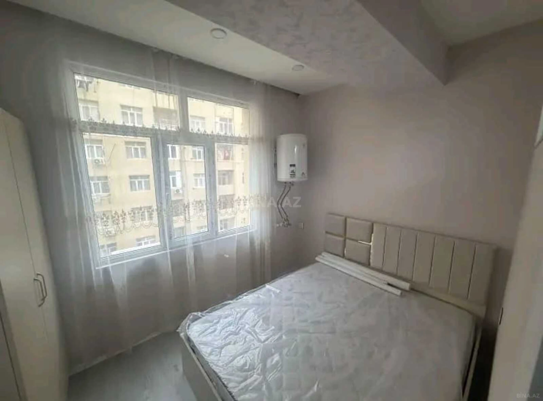 Kirayə verilir 2 otaqlı mənzil 70 m²