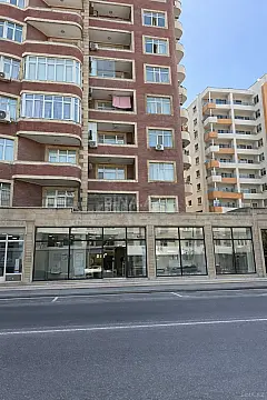 Kirayə verilir obyekt 650 m² — Bakı, Nizami 650.00 m²