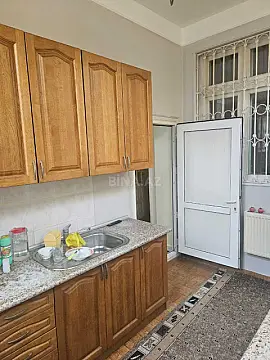 Kirayə verilir 4 otaqlı həyət evi 140 m²