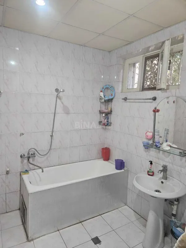 Kirayə verilir 4 otaqlı həyət evi 140 m²