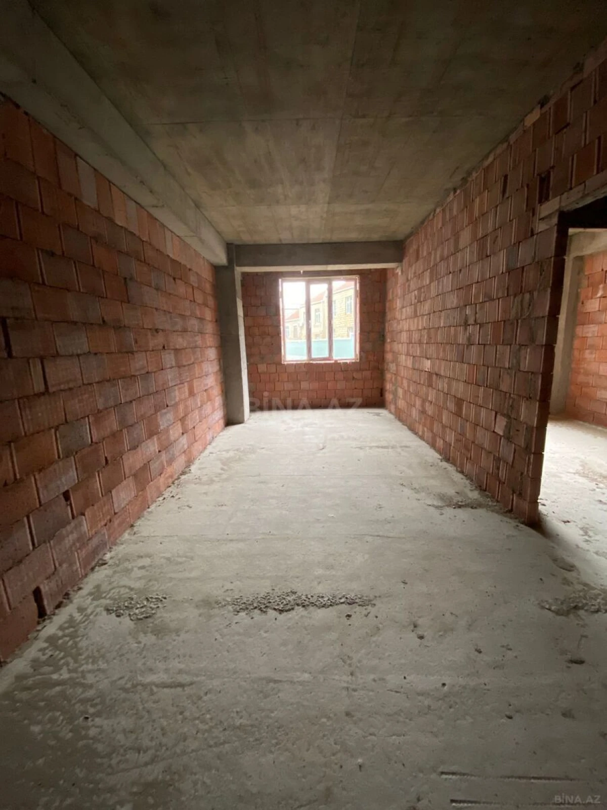 Satılır 1 otaqlı mənzil 51 m²