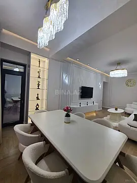 Satılır 3 otaqlı mənzil 98 m²