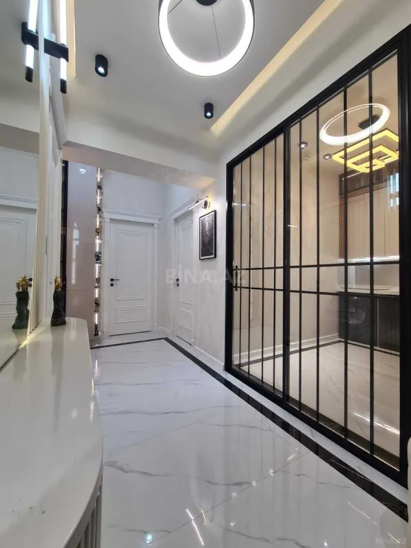 Satılır 3 otaqlı mənzil 98 m²