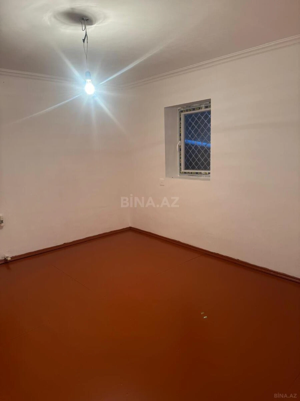 Satılır 5 otaqlı həyət evi 140 m²