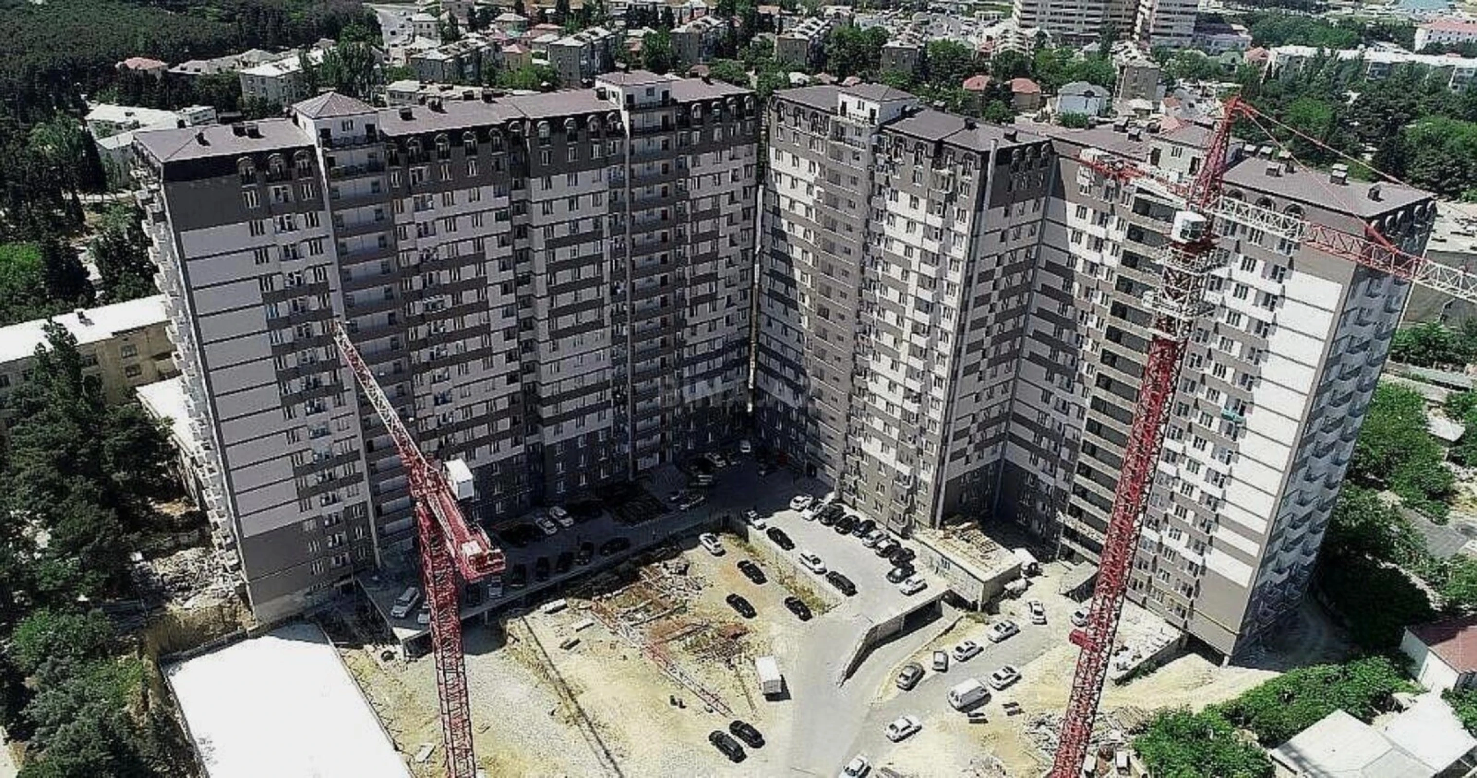 Satılır 3 otaqlı mənzil 113 m²