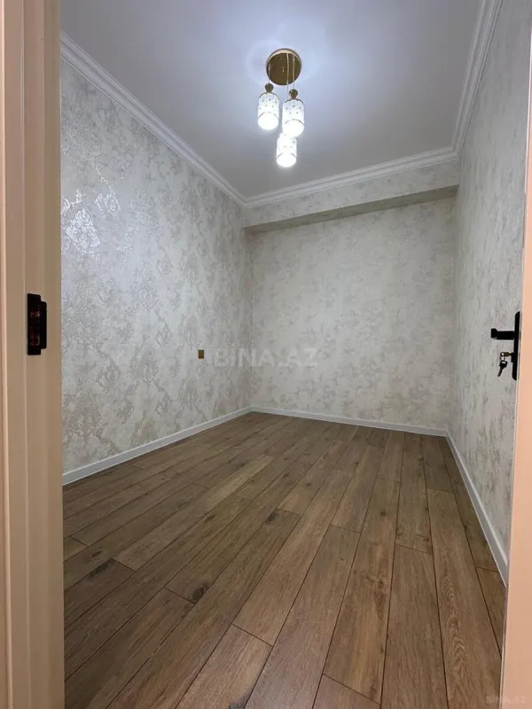 Satılır 3 otaqlı mənzil 96 m²