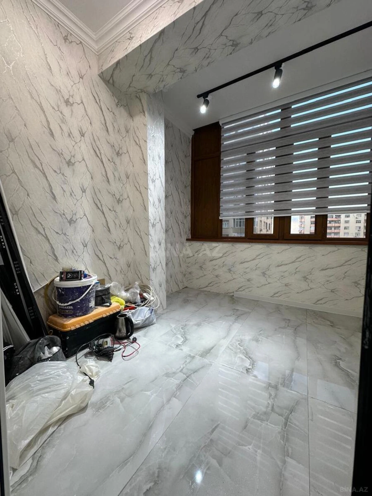 Satılır 3 otaqlı mənzil 96 m²