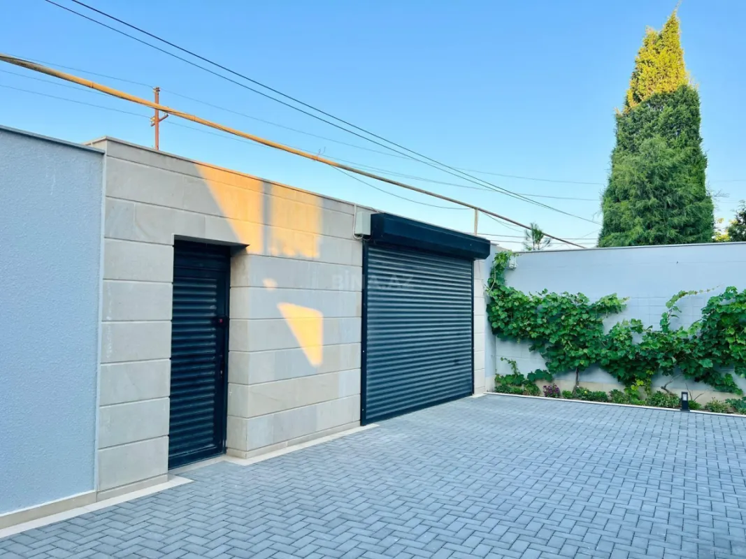Satılır 5 otaqlı həyət evi 200 m²