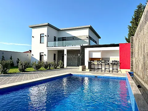 Satılır 5 otaqlı həyət evi 200 m² — Bakı, Şüvəlan 5 otaq 200.00 m²