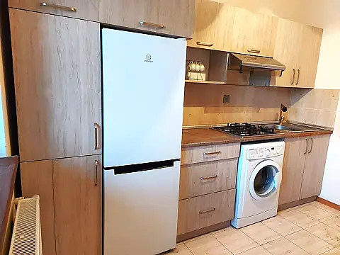 Kirayə verilir 3 otaqlı mənzil 110 m²