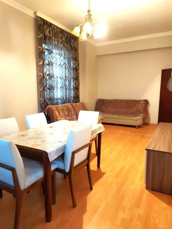 Kirayə verilir 3 otaqlı mənzil 110 m²