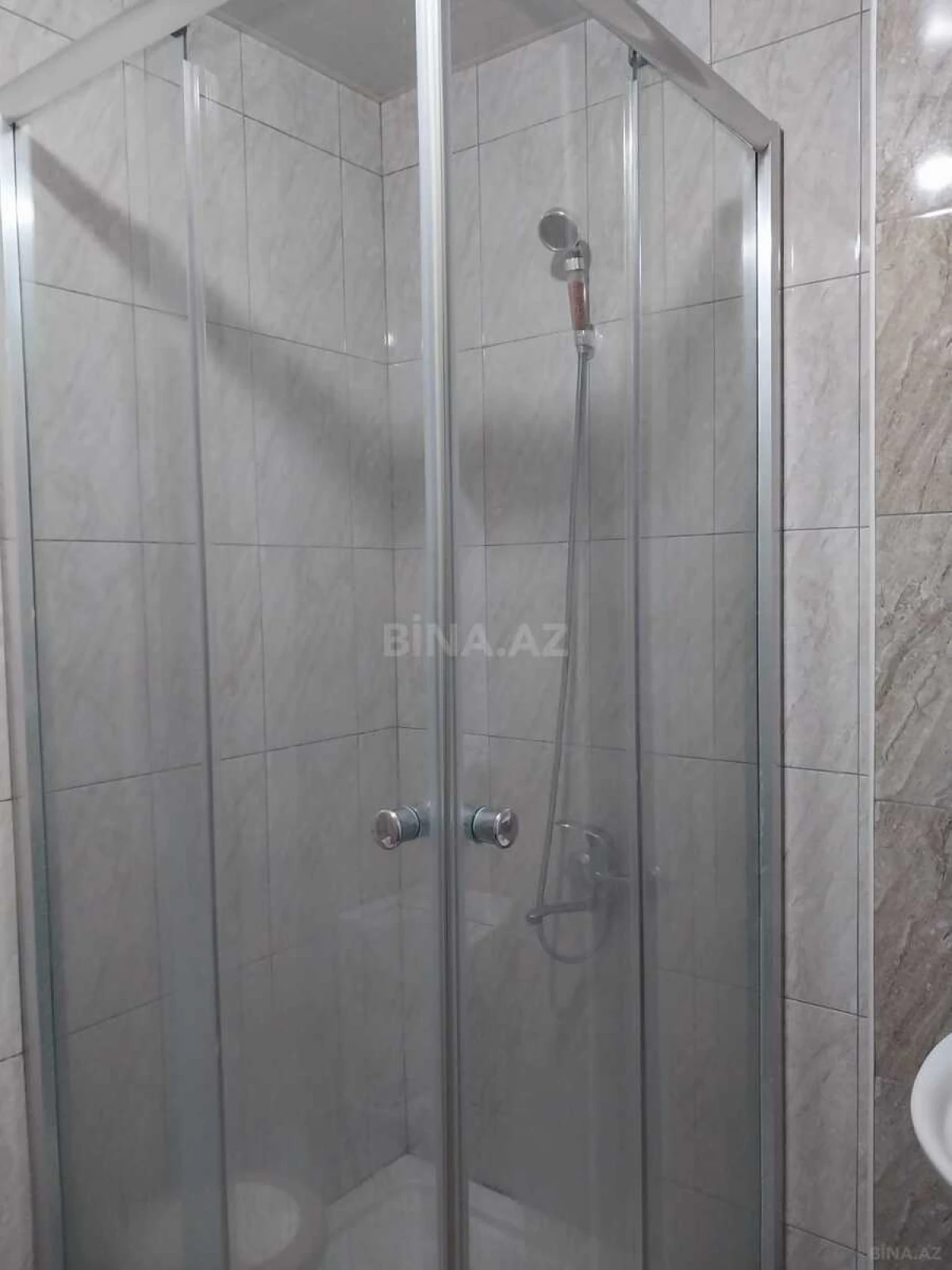 Satılır 2 otaqlı mənzil 54 m²