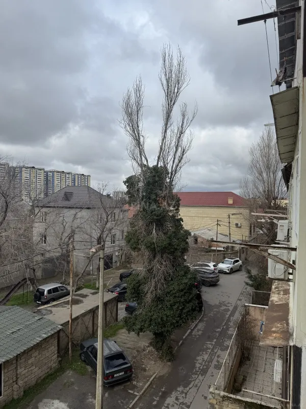 Satılır 2 otaqlı mənzil 70 m²