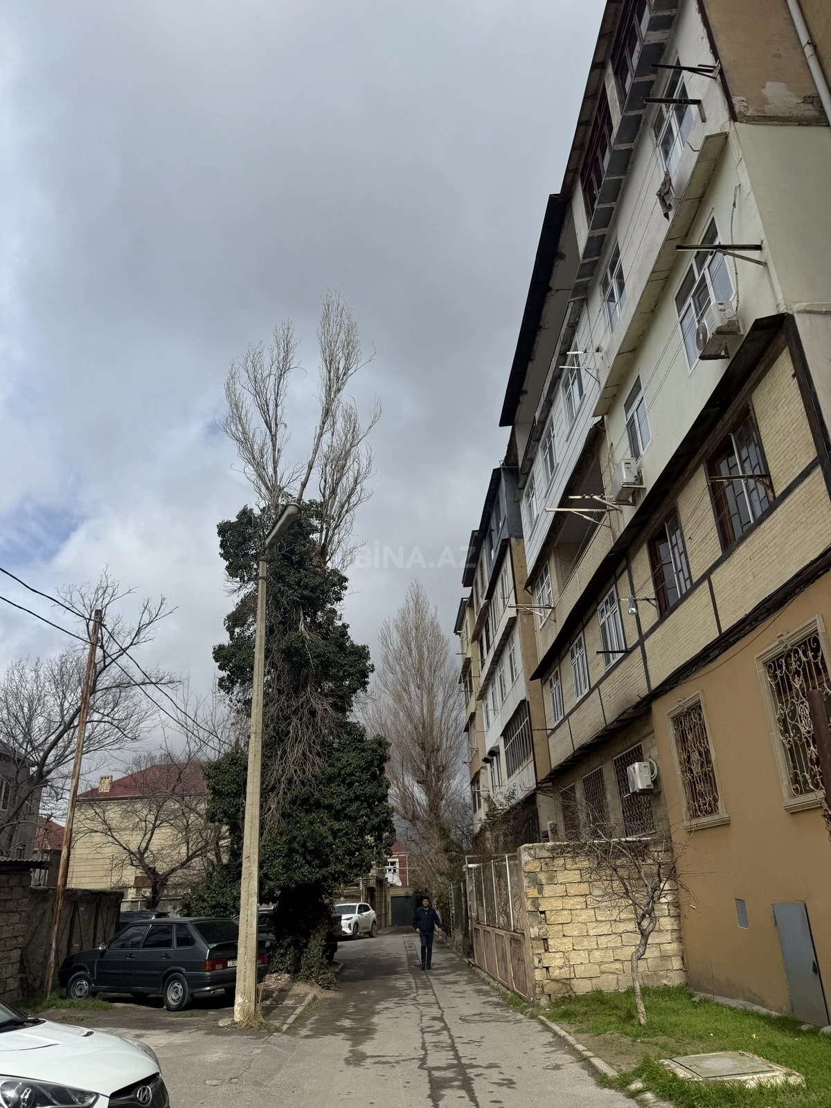 Satılır 2 otaqlı mənzil 70 m²