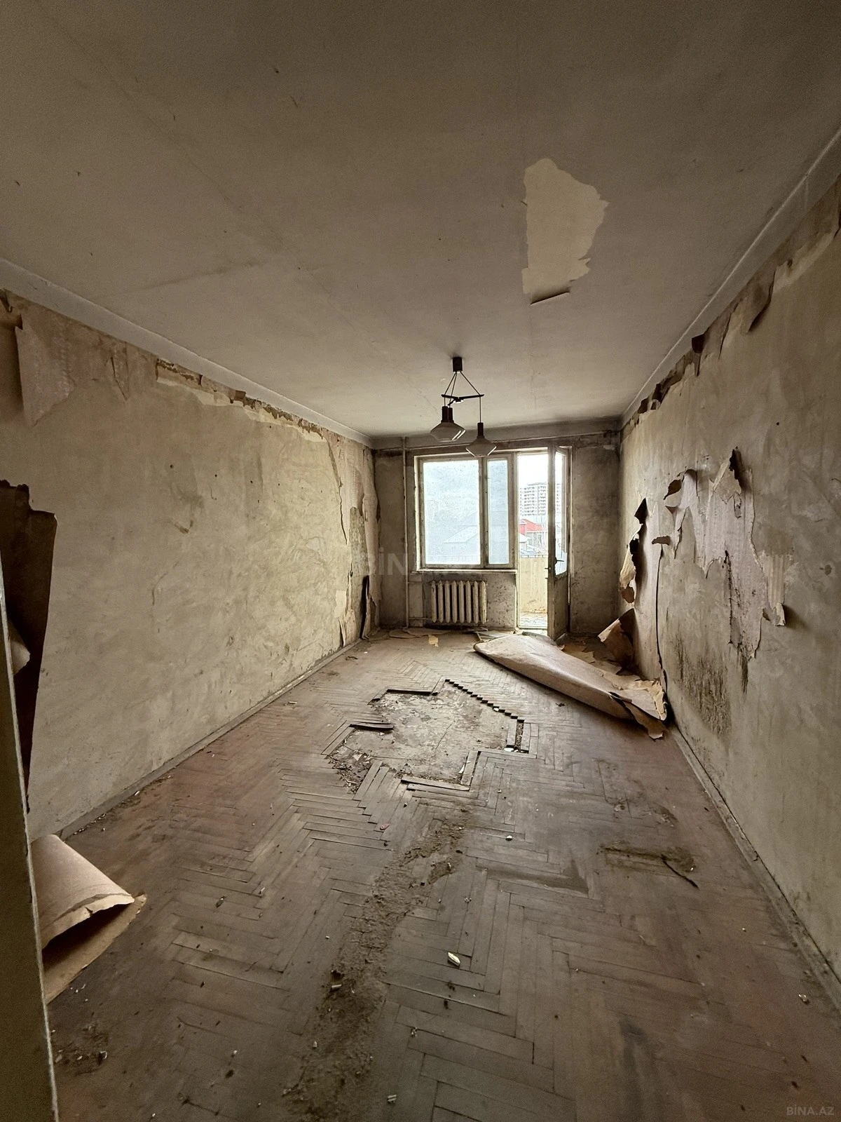 Satılır 2 otaqlı mənzil 70 m²