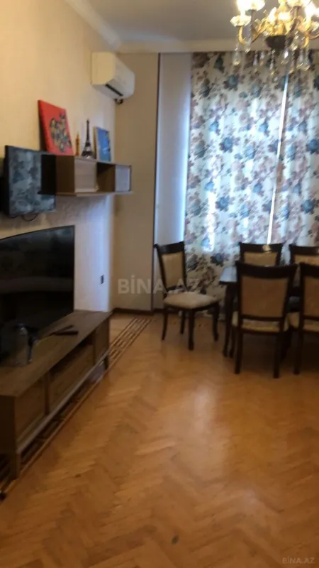 Kirayə verilir 3 otaqlı mənzil 80 m²