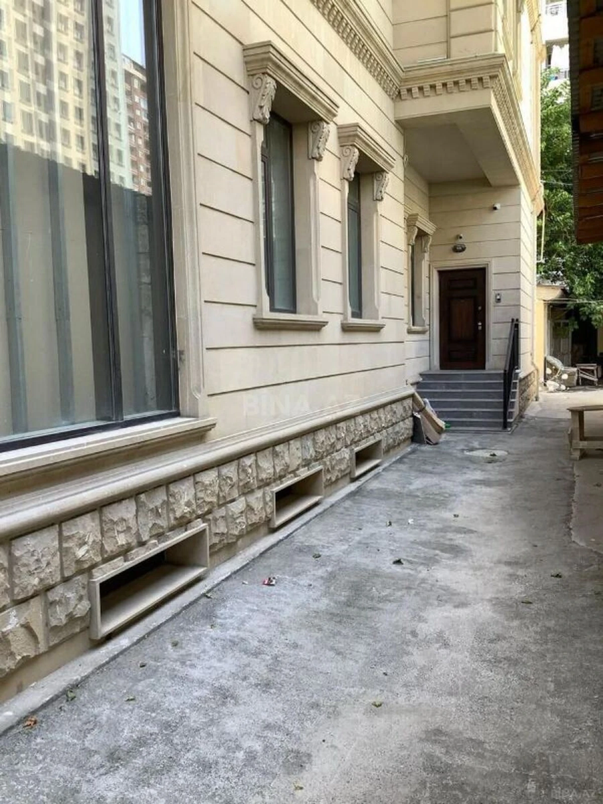 Kirayə verilir obyekt 1800 m²