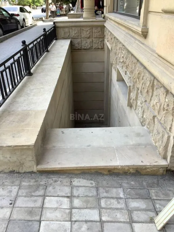 Kirayə verilir obyekt 1800 m²