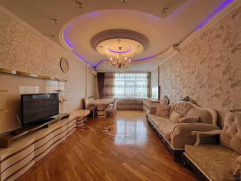 Kirayə verilir 3 otaqlı mənzil 128 m² — Bakı, Nərimanov 3 otaq 128.00 m²