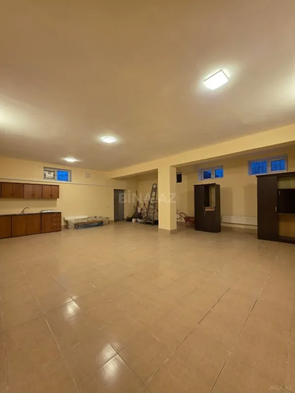 Satılır obyekt 1000 m²