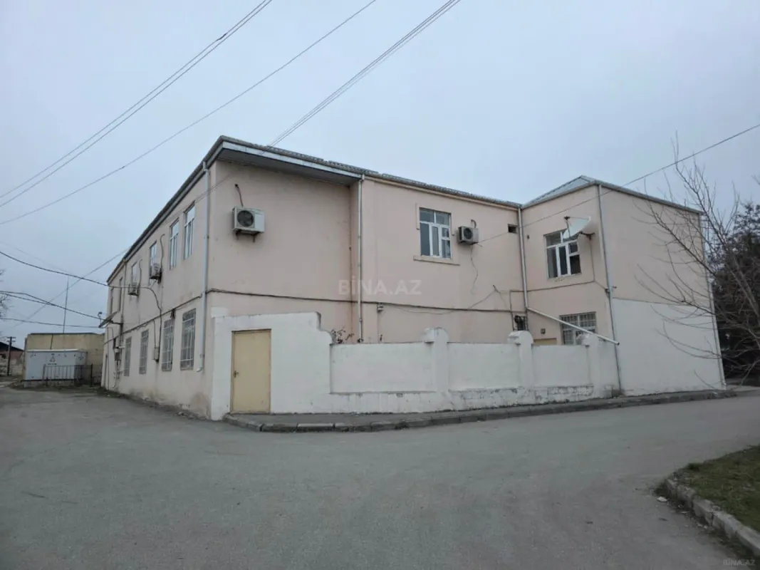 Satılır obyekt 1000 m²