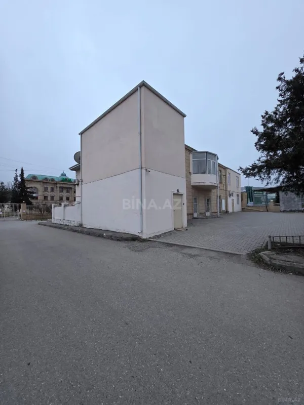 Satılır obyekt 1000 m²