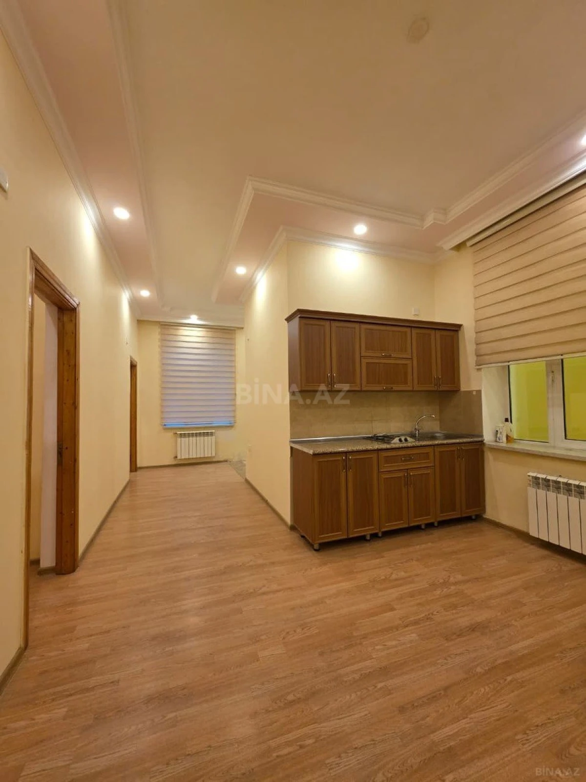 Satılır obyekt 1000 m²