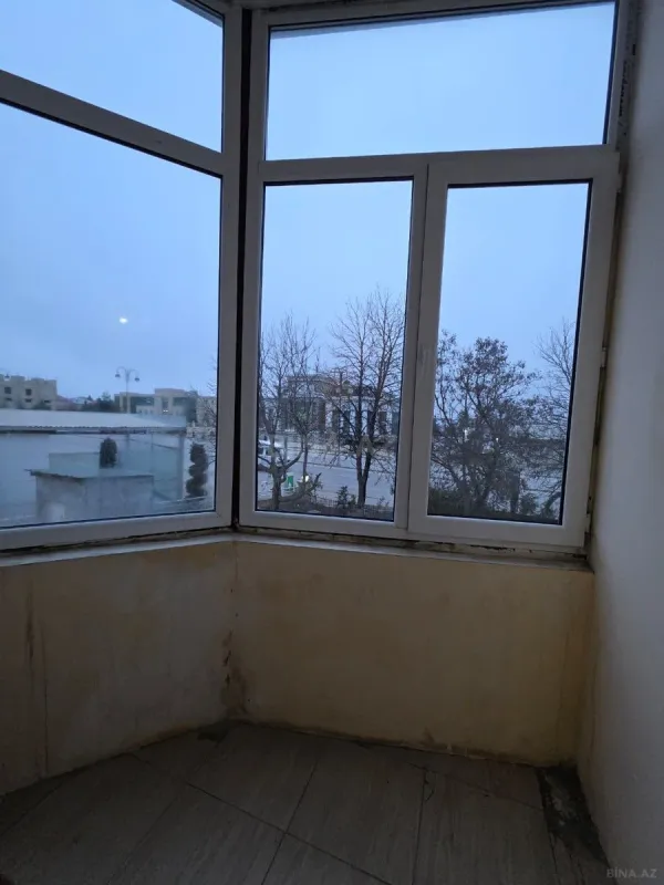 Satılır obyekt 1000 m²