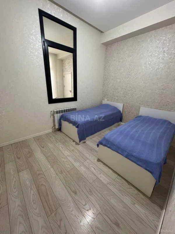 Satılır 3 otaqlı mənzil 82 m²