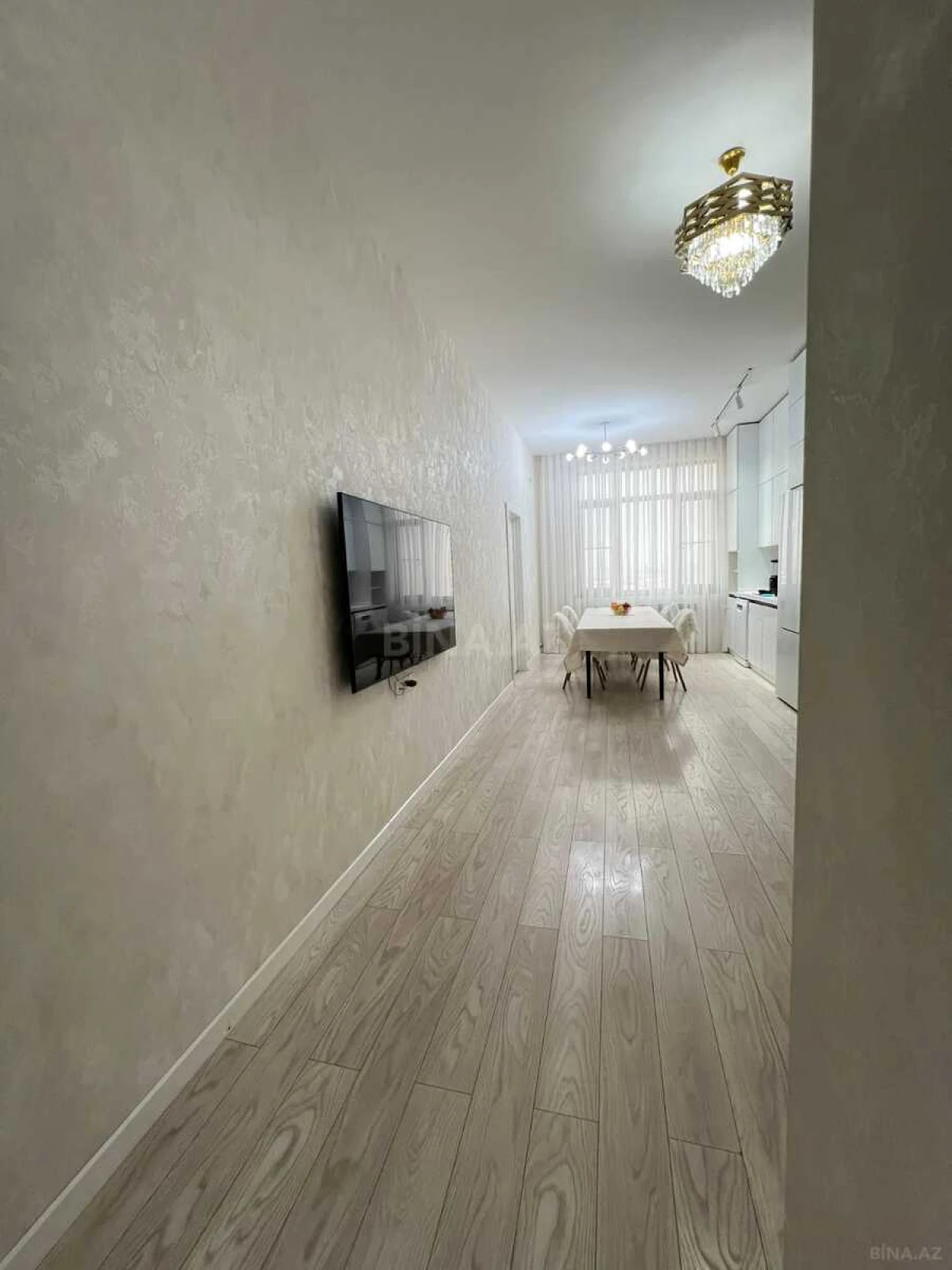 Satılır 3 otaqlı mənzil 82 m²