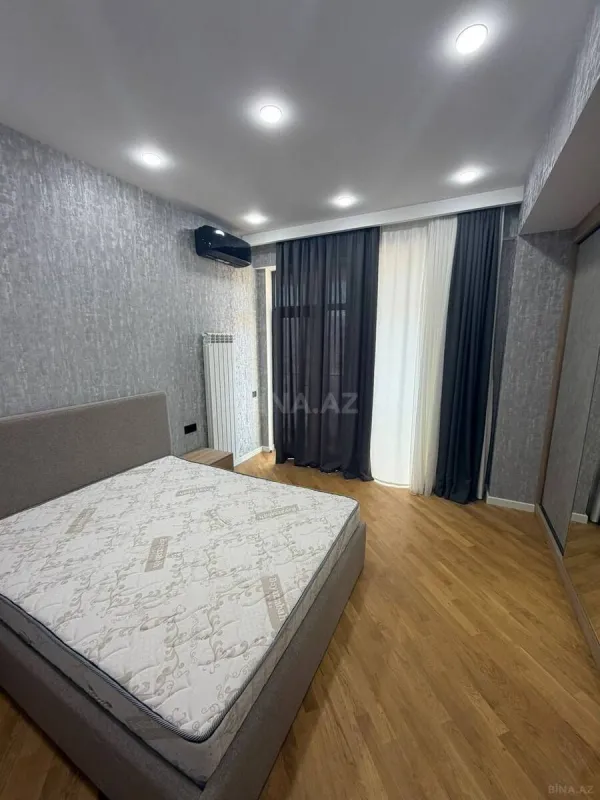 Satılır 2 otaqlı mənzil 75 m²