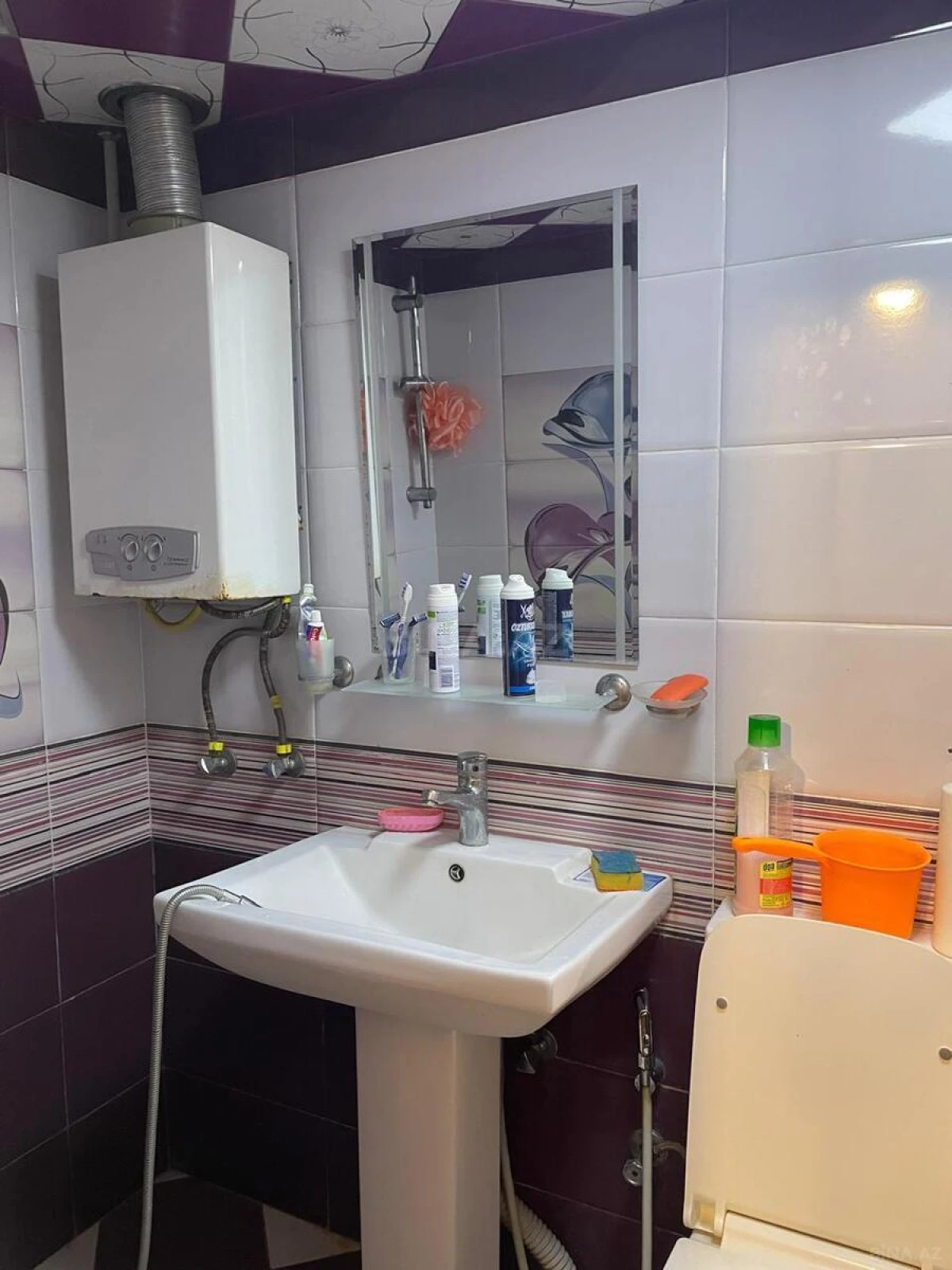 Kirayə verilir 2 otaqlı mənzil 60 m²