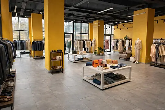 Kirayə verilir obyekt 260 m²