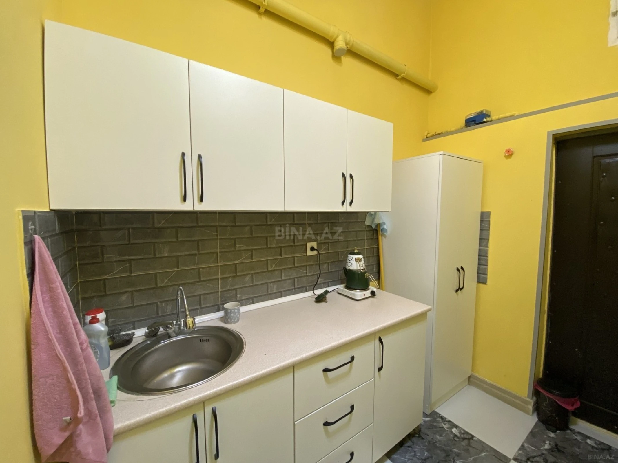 Kirayə verilir obyekt 77 m²