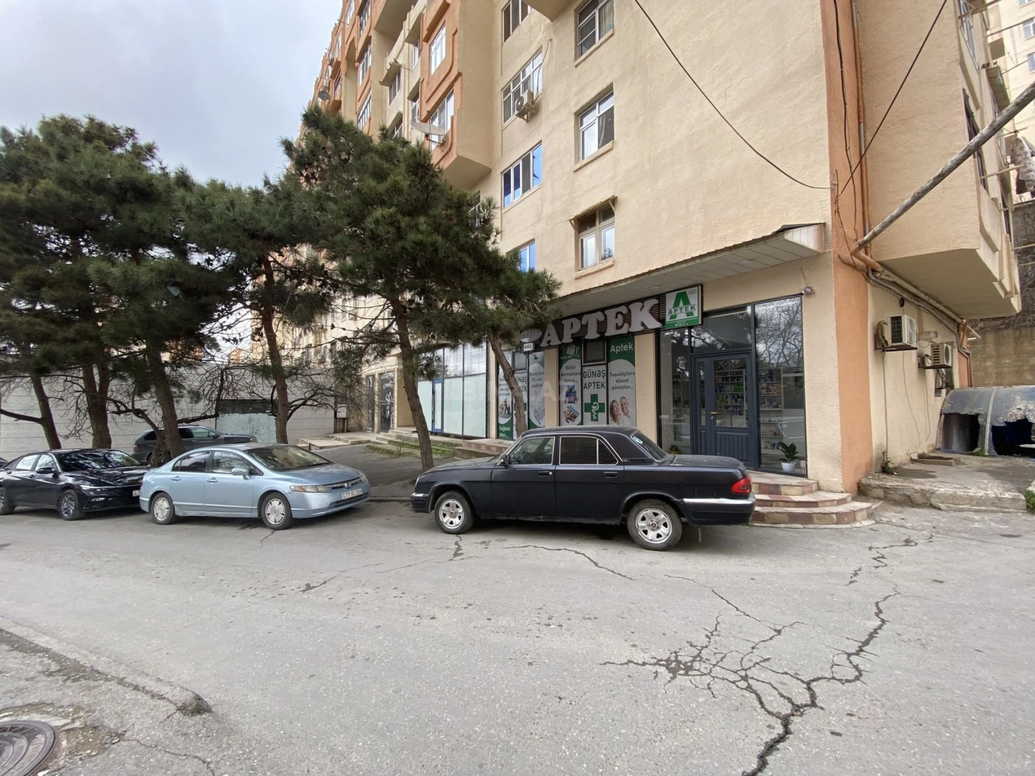 Kirayə verilir obyekt 77 m²