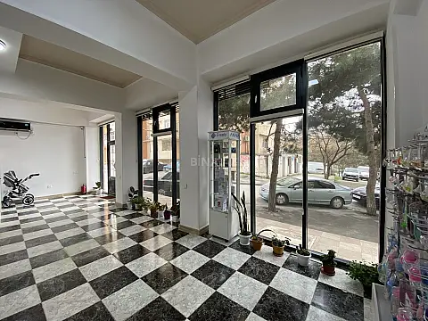 Kirayə verilir obyekt 77 m²
