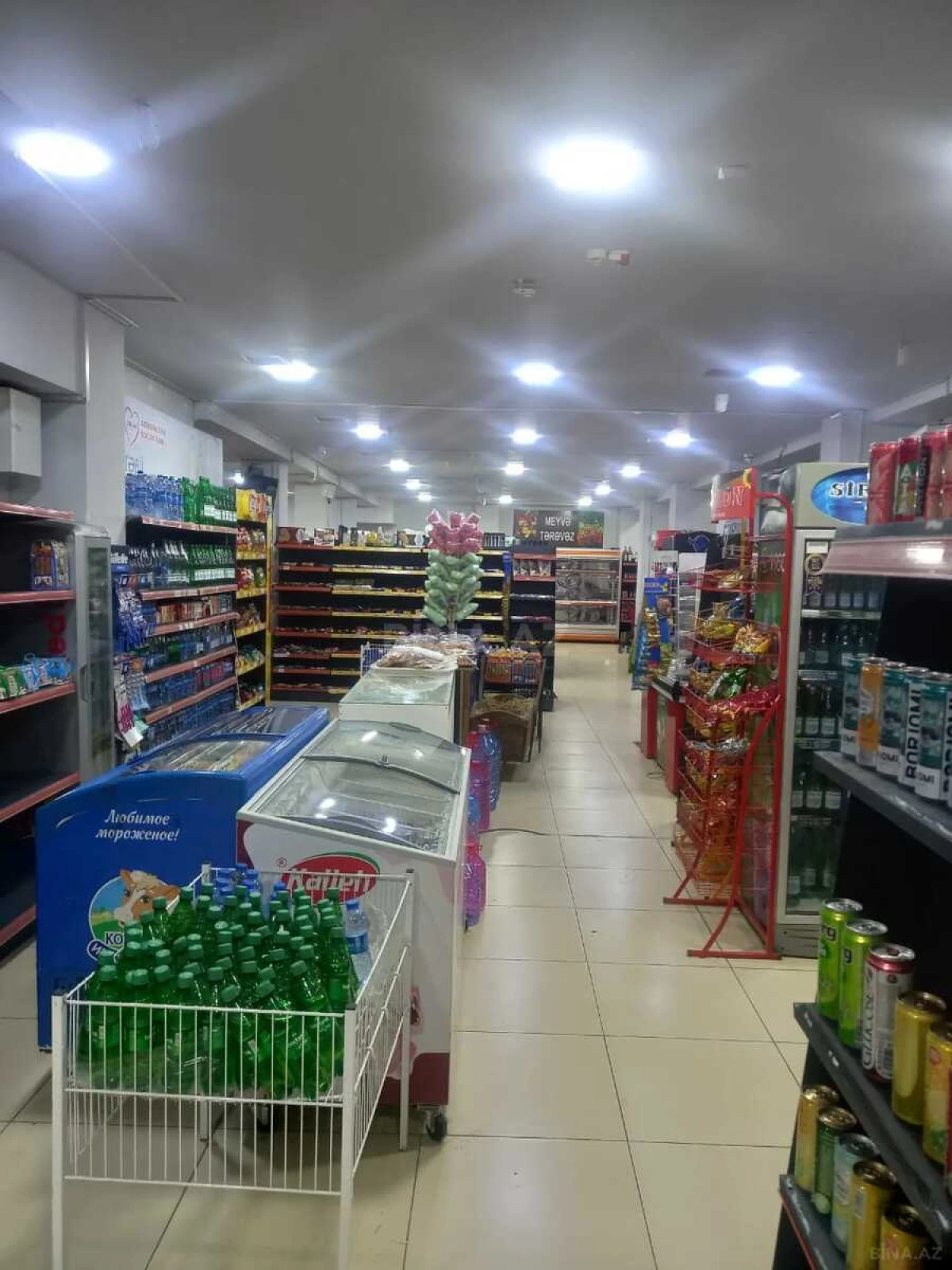 Satılır obyekt 1200 m²