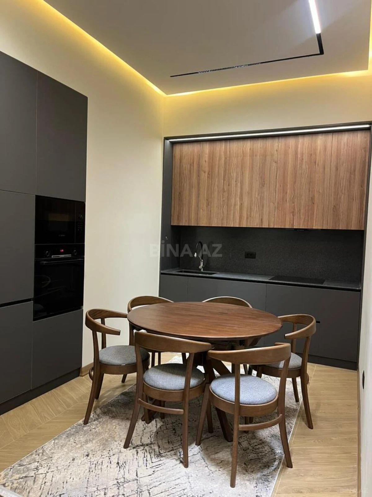 Satılır 2 otaqlı mənzil 65 m²