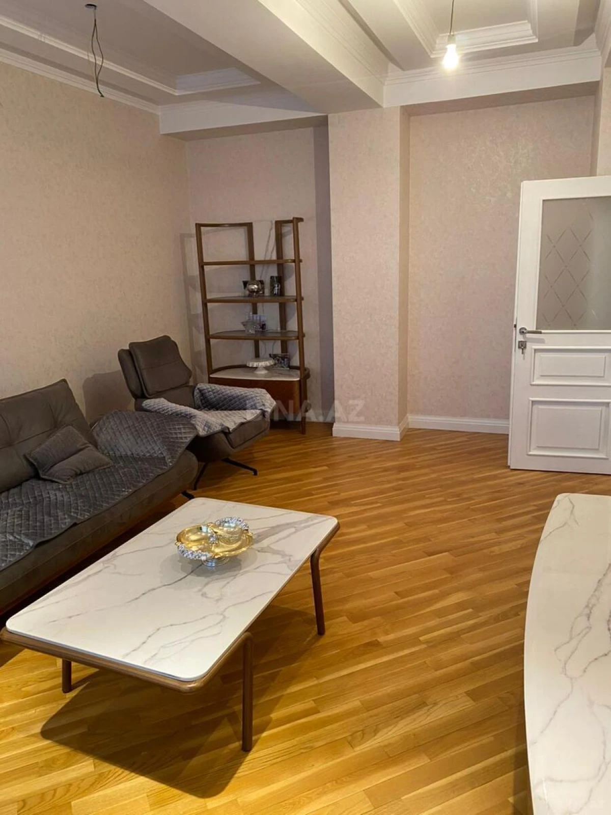 Satılır 3 otaqlı mənzil 110 m²