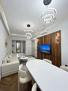 Satılır 3 otaqlı mənzil 77 m²
