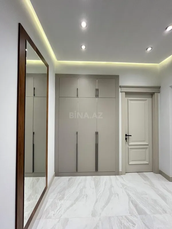 Satılır 3 otaqlı mənzil 77 m²