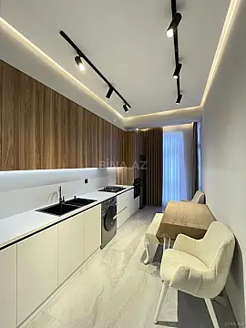 Satılır 3 otaqlı mənzil 77 m²