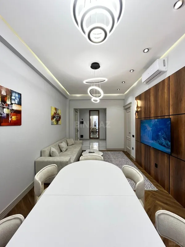 Satılır 3 otaqlı mənzil 77 m²