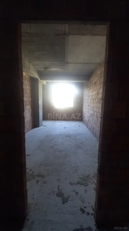 Satılır 3 otaqlı mənzil 112 m²