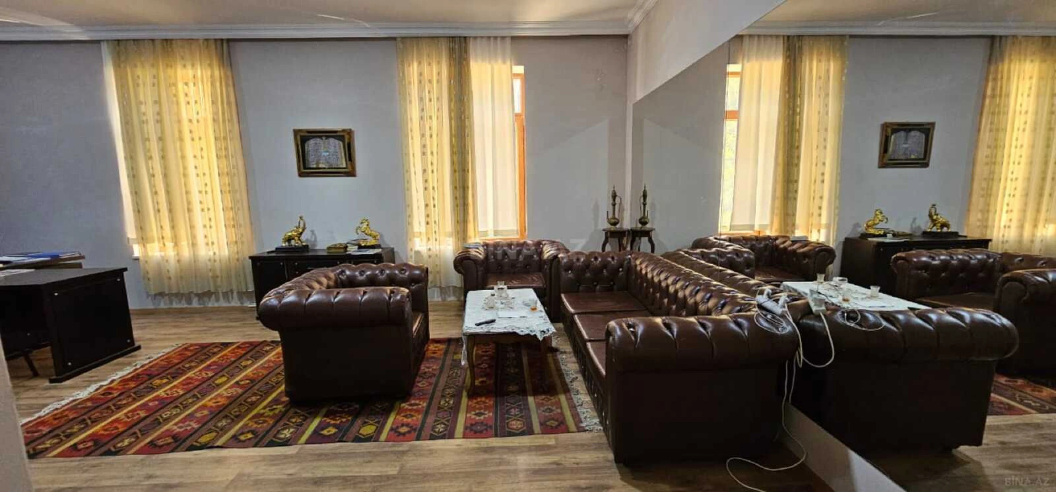 Kirayə verilir obyekt 320 m²