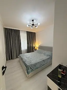 Satılır 2 otaqlı mənzil 62 m²